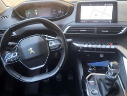 Verde Usata 2019 Peugeot 3008 SUV | 15.500 € (Ottimo prezzo)