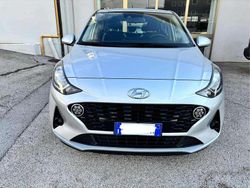 Grigio Usata 2021 Hyundai i10 Due volumi | 12.500 € (Buon prezzo)