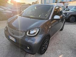 Grigio scuro Usata 2017 Smart ForFour Prime Due volumi | 11.900 € (Buon prezzo)