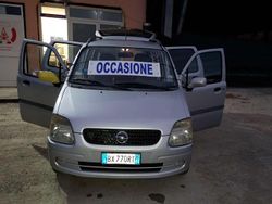 Argento Usata 2002 Opel Agila Color Edition Due volumi | 2200 € (Buon prezzo)