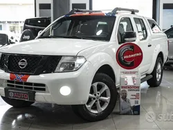 Bianco perlato metallizzato Usata 2013 Nissan Navara Pick-up | 14.999 € (Ottimo prezzo)