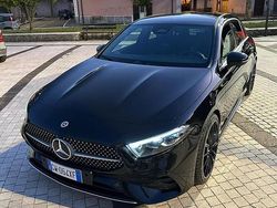 Usata 2023 Mercedes A200 AMG Line Premium Plus Tre volumi | 33.500 € (Buon prezzo)