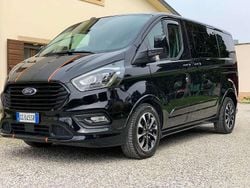 Nero Usata 2022 Ford Tourneo Custom Sport Furgone | 42.000 €