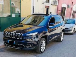 Usata 2016 Jeep Cherokee SUV | 17.000 €