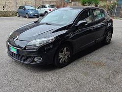 Nero Usata 2012 Renault Mégane Tre volumi | 3500 € (Buon prezzo)