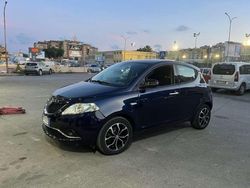 Blu/azzurro Usata 2016 Lancia Ypsilon Gold Due volumi | 8500 € (Buon prezzo)