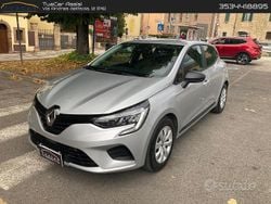 Argento Usata 2023 Renault Clio V Techno Tre volumi | 12.000 € (Super prezzo)