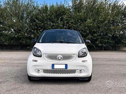 Bianco Usata 2016 Smart ForTwo Coupé Passion Due volumi | 11.500 € (Buon prezzo)