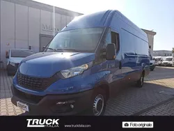 Blu Usata 2020 Iveco Daily Tre volumi | 21.000 € (Ottimo prezzo)