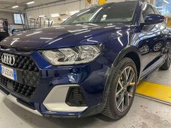 Blu/azzurro Usata 2023 Audi A1 Business Tre volumi | 21.900 € (Buon prezzo)