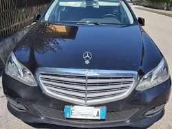 Nero Usata 2013 Mercedes E200 Premium Station wagon | 5900 € (Buon prezzo)