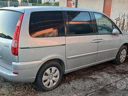 Grigio Usata 2005 Citroën C8 Monovolume | 500 €