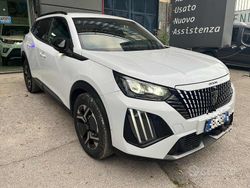 Vari colori Usata 2023 Peugeot 2008 Allure SUV | 19.900 € (Super prezzo)
