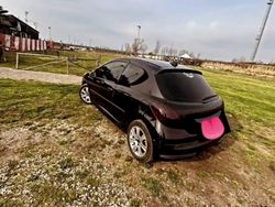 Nero Usata 2007 Peugeot 207 Tre volumi | 1500 € (Buon prezzo)