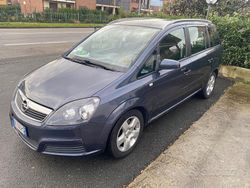 Usata 2006 Opel Zafira Monovolume | 2500 € (Buon prezzo)