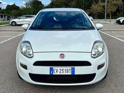Bianco Usata 2014 Fiat Punto Lounge Due volumi | 6990 € (Buon prezzo)