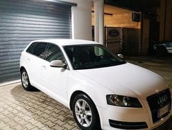 Bianco Usata 2011 Audi A3 Attraction Tre volumi | 8300 € (Buon prezzo)
