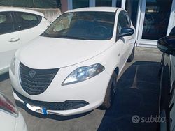 Bianco Usata 2015 Lancia Ypsilon Gold Due volumi | 5900 € (Cara)
