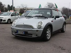 Argento Usata 2004 Mini Cooper Due volumi | 5000 € (Molto cara)