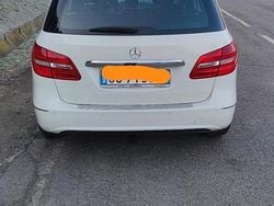 Bianco Usata 2012 Mercedes B180 Monovolume | 11.750 €