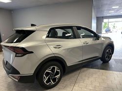 Argento Usata 2023 Kia Sportage SUV | 27.900 € (Buon prezzo)
