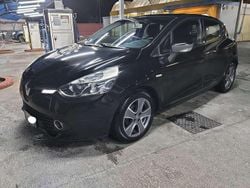 Nero Usata 2014 Renault Clio IV Tre volumi | 6400 € (Buon prezzo)