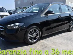 Nero Usata 2020 Mercedes B180 Business Monovolume | 22.800 € (Buon prezzo)
