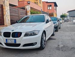 Bianco Usata 2011 BMW 320 Tre volumi | 8000 € (Cara)