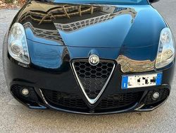 Nero Usata 2013 Alfa Romeo Giulietta Distinctive Due volumi | 7500 € (Buon prezzo)