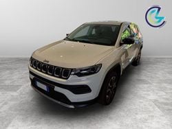 Bianco Usata 2024 Jeep Compass Altitude SUV | 29.500 € (Buon prezzo)