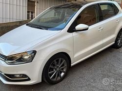 Bianco Usata 2016 VW Polo Highline Tre volumi | 10.600 € (Buon prezzo)