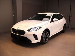 Bianco Nuova 2025 BMW 116 M Sport Due volumi | 31.890 € (Buon prezzo)