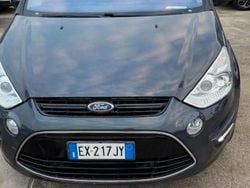 Nero Usata 2014 Ford S-MAX Titanium Monovolume | 8900 € (Cara)
