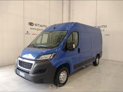 Blu Usata 2023 Peugeot Boxer Furgone | 25.300 € (Molto cara)