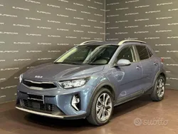 Blu Usata 2023 Kia Stonic Style SUV | 15.900 € (Buon prezzo)
