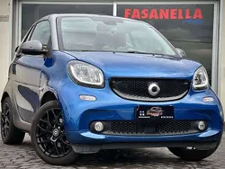 Blu/azzurro Usata 2019 Smart ForTwo Cabrio Superpassion Cabrio | 19.900 € (Buon prezzo)