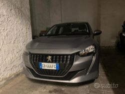 Argento Usata 2020 Peugeot 208 Allure Due volumi | 15.800 € (Molto cara)