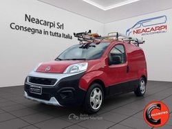 Rosso pastello Usata 2016 Fiat Fiorino Monovolume | 6000 € (Buon prezzo)