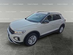 Grigio Usata 2023 VW T-Roc Life SUV | 24.800 € (Buon prezzo)