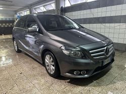 Grigio Usata 2012 Mercedes B180 Executive Monovolume | 8000 € (Super prezzo)