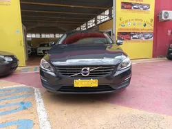 Usata 2015 Volvo V60 Momentum Station wagon | 10.490 € (Ottimo prezzo)