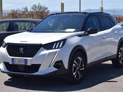 Bianco Usata 2022 Peugeot 2008 GT-line SUV | 23.500 € (Molto cara)