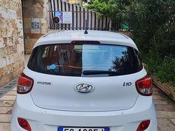 Bianco Usata 2015 Hyundai i10 Due volumi | 7000 €