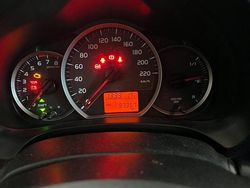 Usata 2012 Toyota Yaris Tre volumi | 7000 € (Cara)