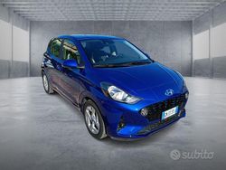 Blu Usata 2023 Hyundai i10 Due volumi | 12.100 € (Buon prezzo)