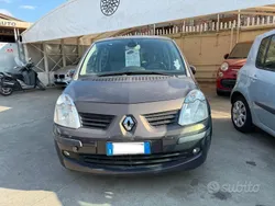 Grigio Usata 2006 Renault Modus Dynamique Monovolume | 1950 € (Ottimo prezzo)