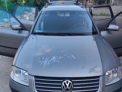Grigio Usata 2003 VW Passat Station wagon | 1200 €
