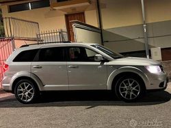 Grigio Usata 2011 Fiat Freemont SUV | 7900 € (Molto cara)