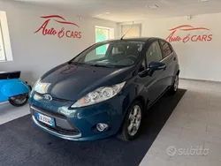 Blu Usata 2010 Ford Fiesta Titanium Due volumi | 3200 € (Buon prezzo)