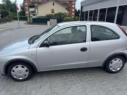 Usata 2004 Opel Corsa Tre volumi | 1200 € (Ottimo prezzo)